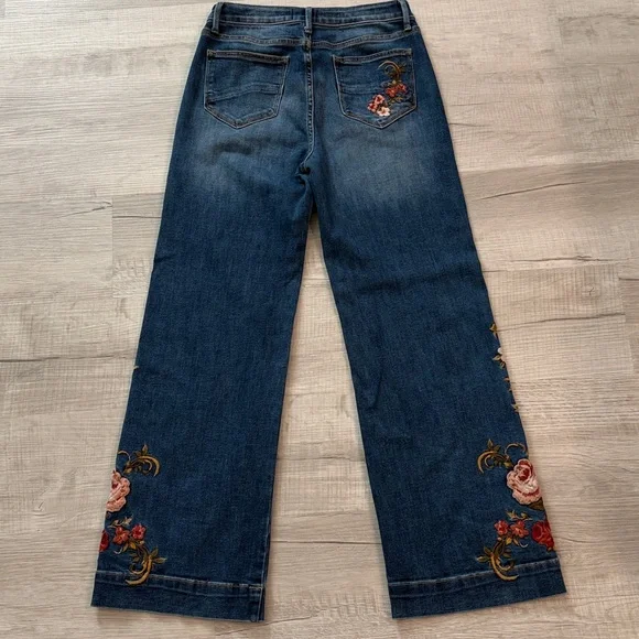 DRIFTWOOD Charlee Wide Leg Floral Embroidered Jeans 27 - Picture 5 of 7